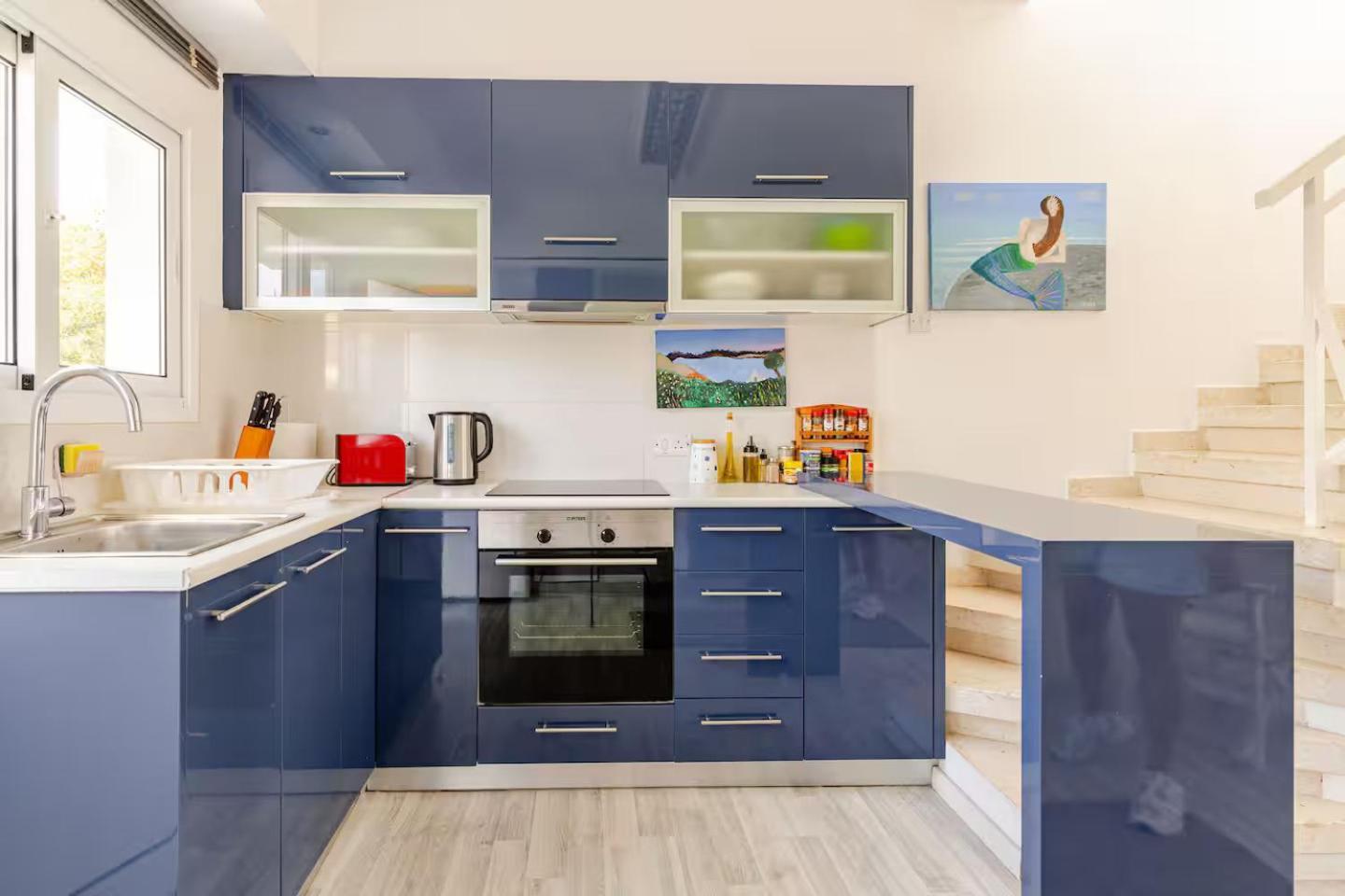 Cozy Beach House Перволия Экстерьер фото
